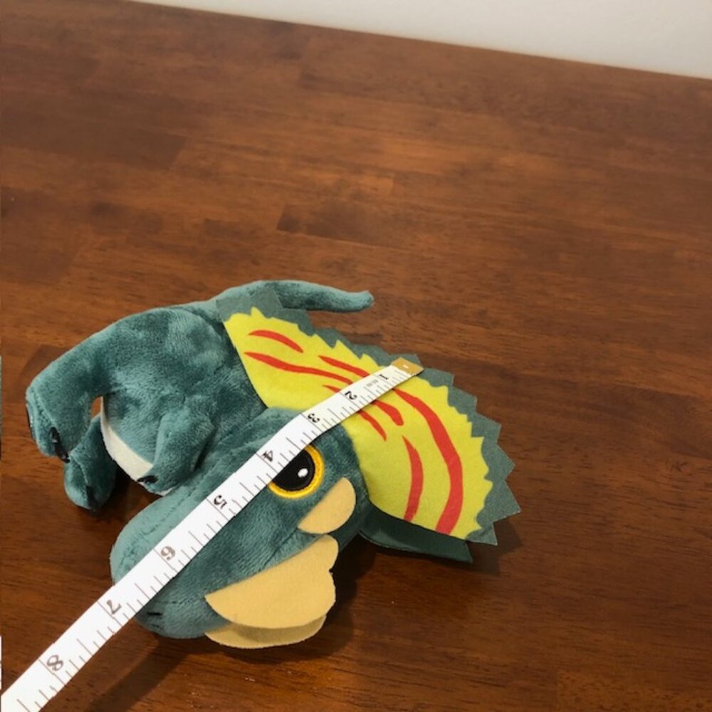 Jurassic World Small Dinosaur Plush Stuff Animal Pre-Owned. - Picture 14 of 16